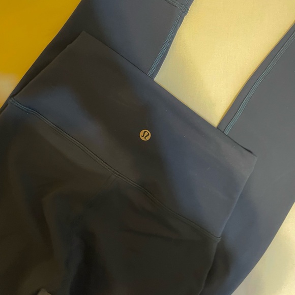 Lululemon Wunder Under Leggings size 4 BRAND NEW NEVER WORN WITH TAG - Picture 2 of 4